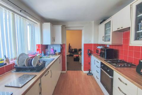 3 bedroom flat for sale, Russell Street, Jarrow NE32