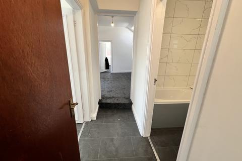 3 bedroom flat to rent, Mill Bank, Wellington TF1