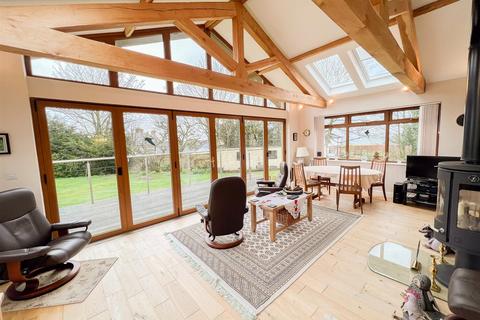 4 bedroom detached bungalow for sale, West Drive, Berwick-upon-Tweed