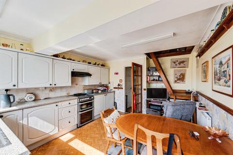 2 bedroom semi-detached bungalow for sale, Larksfield Close, Carterton