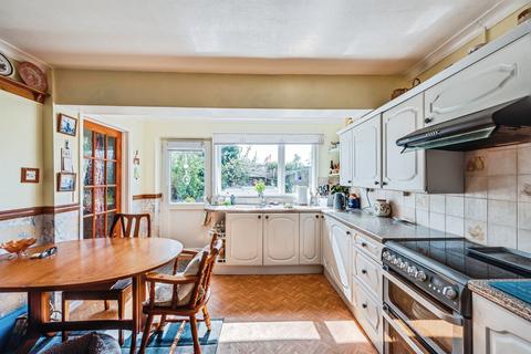 2 bedroom semi-detached bungalow for sale, Larksfield Close, Carterton