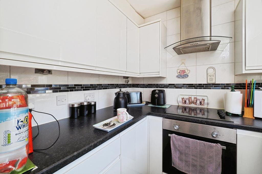 Apartment in Nottingham - View 3