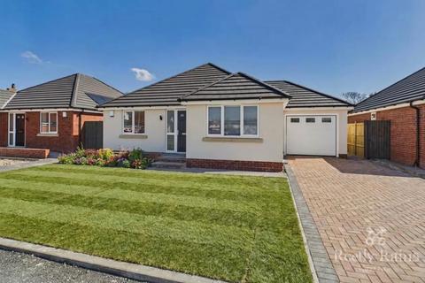 2 bedroom bungalow for sale, Birchwood Gardens, Lancashire FY4
