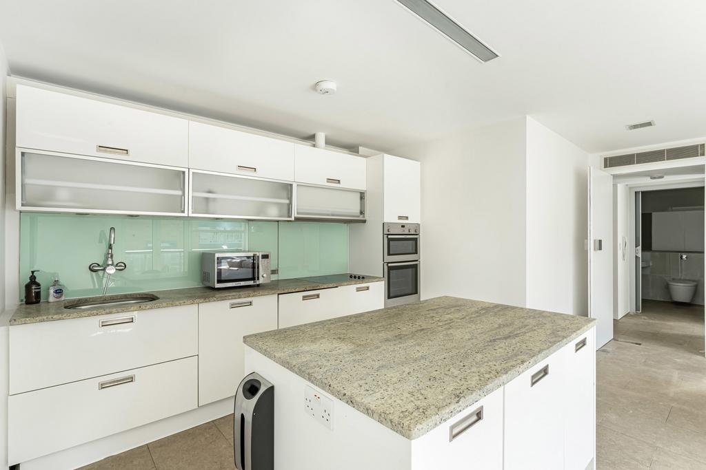 Reception/Kitchen