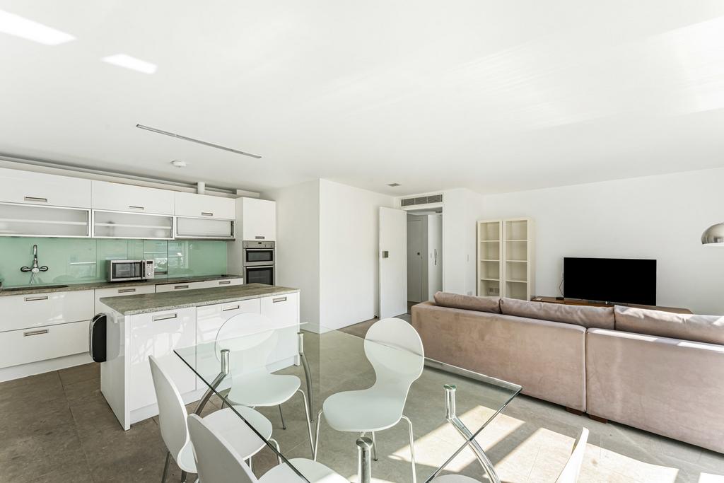 Reception/Kitchen