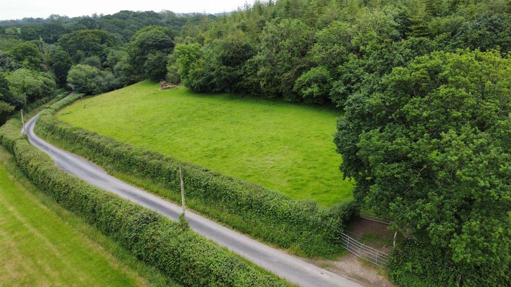 Valley Road, Narberth, SA67 - More