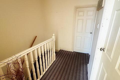 2 bedroom apartment for sale, Holly Avenue, Wallsend