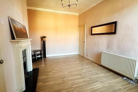 2 bedroom apartment for sale, Holly Avenue, Wallsend