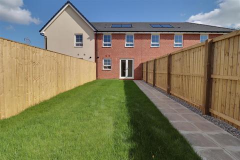 3 bedroom terraced house for sale, Pembrey Drive, Stoke-On-Trent
