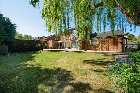 5 bedroom detached house for sale, The Spinney, Beaconsfield HP9