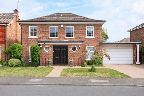 5 bedroom detached house for sale, Ronneby Close, Weybridge, Surrey KT13