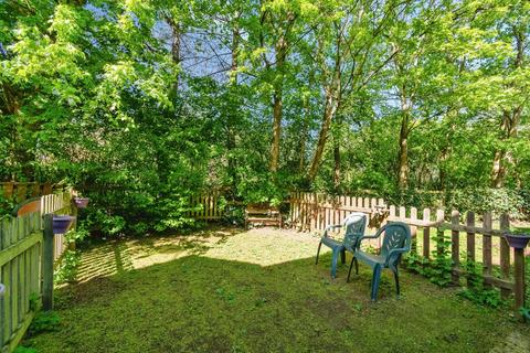 undefined, Warwick Close, Chippenham