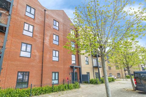 Flat - Bronte Avenue, Tattenhoe Park, Milton Keynes, Buckinghamshire, MK4