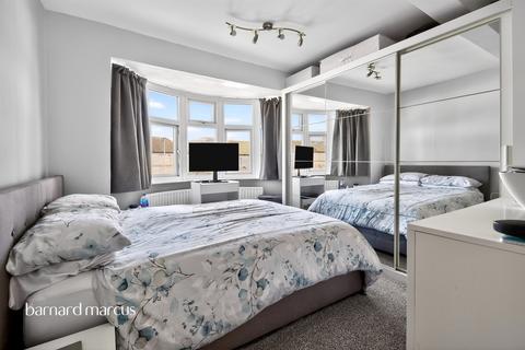2 bedroom semi-detached house for sale, Rollesby Road, CHESSINGTON