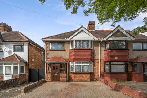 Halsbury Road West, Northolt
