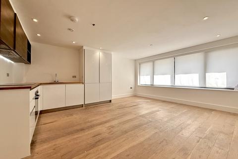 2 bedroom apartment to rent, Romney Place, MAIDSTONE, ME15