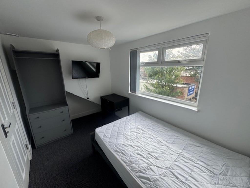 Fitzroy Street, Cardiff, CF24 – pohled 5