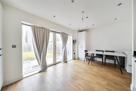 3 bedroom semi-detached house for sale, Knightly Avenue, Cambridge, Cambridgeshire