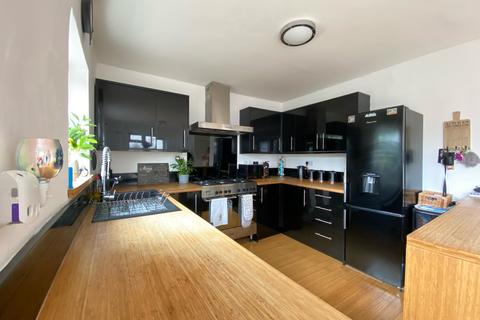 3 bedroom house to rent, Rothbury Road, Chelmsford