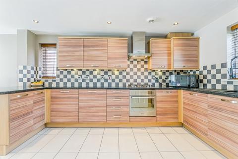 3 bedroom townhouse for sale, Ffordd Nowell, Penylan, Cardiff