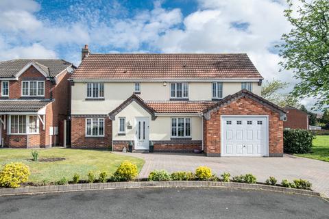 6 bedroom detached house for sale, Woodman Close, Wednesbury, WS10 9UA