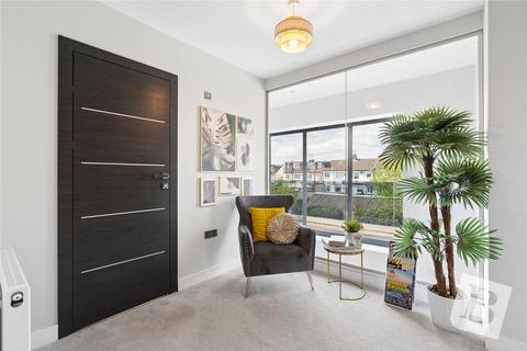 5 bedroom detached house for sale, Basi Close, Emerson Park, RM11