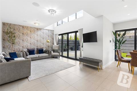 5 bedroom detached house for sale, Basi Close, Emerson Park, RM11