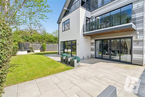 5 bedroom detached house for sale, Basi Close, Emerson Park, RM11