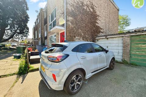 undefined, Boyce Road, Stanford-Le-Hope, SS17