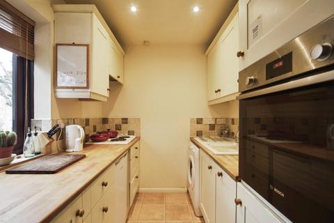 1 bedroom flat for sale, Cairo Road, Walthamstow, London, E17