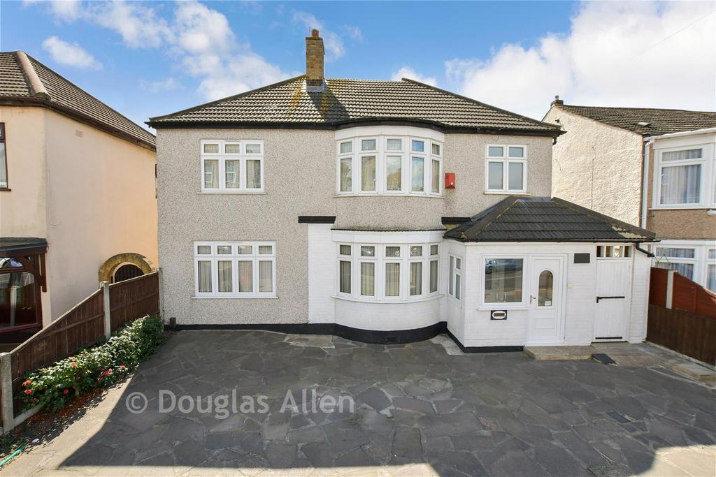 House in Rainham - View 2