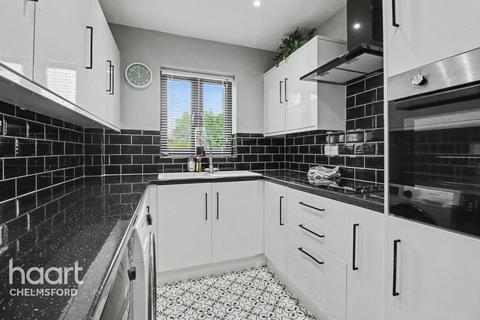 2 bedroom bungalow for sale, Alexander Mews, Chelmsford