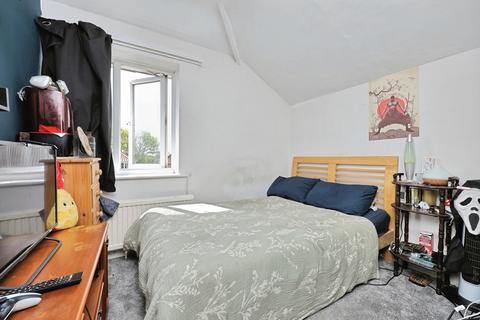 4 bedroom end of terrace house for sale, Birkbeck Road, Norwich, Norfolk, NR1