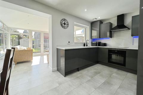 3 bedroom semi-detached house for sale, Oswell Road, Shrewsbury