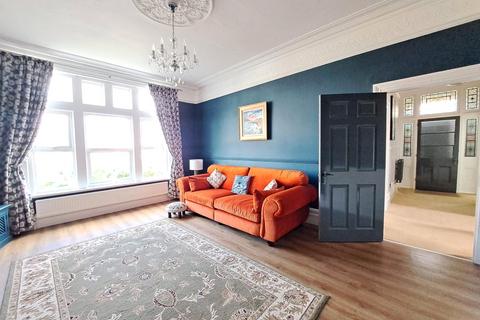 6 bedroom semi-detached house for sale, Berrow Road, Burnham-on-Sea, Somerset, TA8