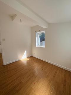 1 bedroom flat to rent, Lye, Stourbridge, DY9
