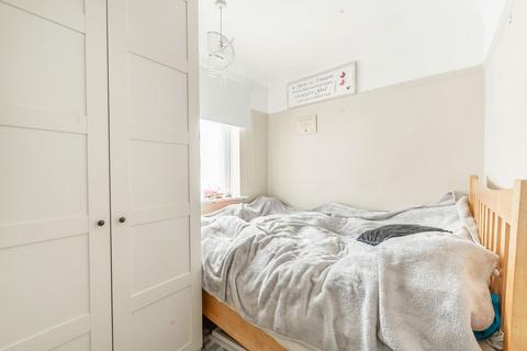 2 bedroom maisonette for sale, Lowther Road, Kenton, Stanmore, HA7