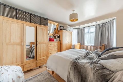 2 bedroom maisonette for sale, Lowther Road, Kenton, Stanmore, HA7
