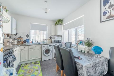 2 bedroom maisonette for sale, Lowther Road, Kenton, Stanmore, HA7