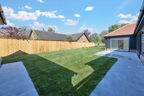 3 bedroom bungalow for sale, The Cedars, Bassingbourn SG8