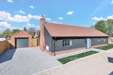 3 bedroom bungalow for sale, The Cedars, Bassingbourn SG8