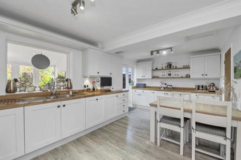 4 bedroom detached house for sale, Appledown Drive, Bury St. Edmunds