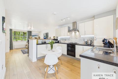 4 bedroom terraced house for sale, Railway Close, St. Austell PL25