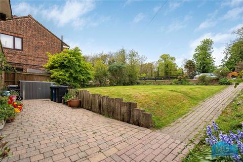 3 bedroom semi-detached house for sale, Lullington Garth, London, N12