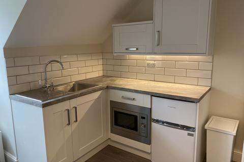 Flat to rent, Hastings Road, Maidstone, ME15