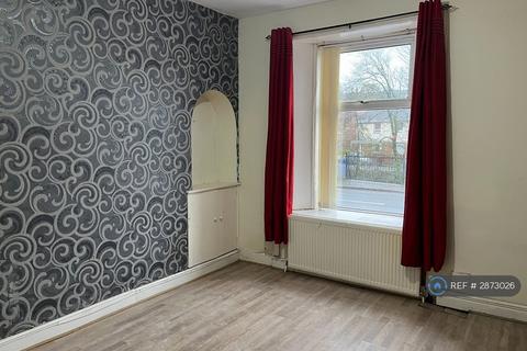 1 bedroom flat to rent, Main St, Newmilns, KA16