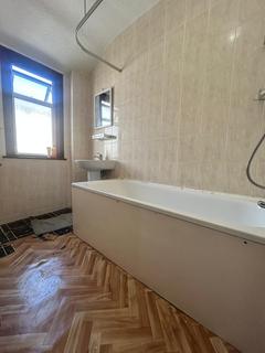 1 bedroom flat to rent, St. Mary'S Road, London E13