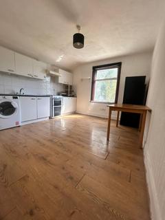 1 bedroom flat to rent, St. Mary'S Road, London E13