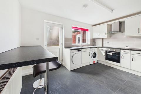 3 bedroom semi-detached house for sale, Tudor Drive, Hull