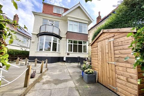 Apartment - 17 Foxholes Road, Southbourne